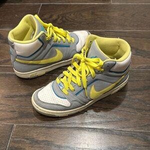Women’s Nike Air Force high size 6.5